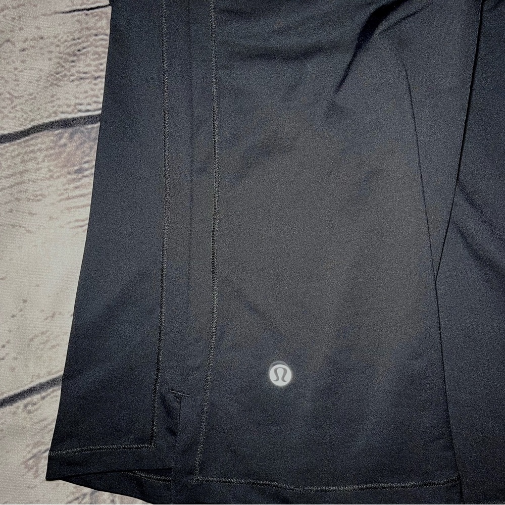Black Lululemon Sport-bra Top Size 6 - Picture 3 of 4